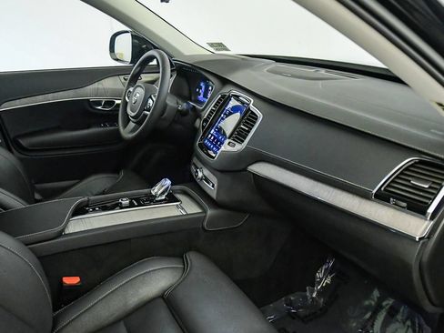 Certified 2023 Volvo XC90 T8 Ultimate AWD/4WD image 16