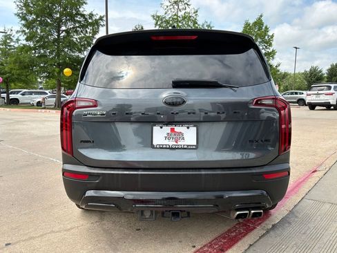 Used 2021 Kia Telluride SX w/ SX Prestige Package image 7