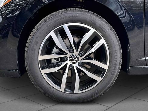 New 2026 Volkswagen Jetta SE image 11