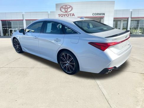 Certified 2022 Toyota Avalon Touring w/ Advanced Safety Package FWD image 3
