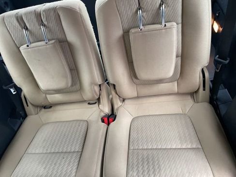 Used 2017 Ford Explorer FWD image 12