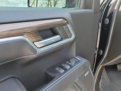 Used 2022 Chevrolet Silverado 1500 RST w/ RST All Star Premium Package AWD/4WD image 8