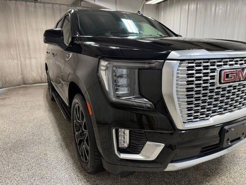 Used 2023 GMC Yukon Denali image 8