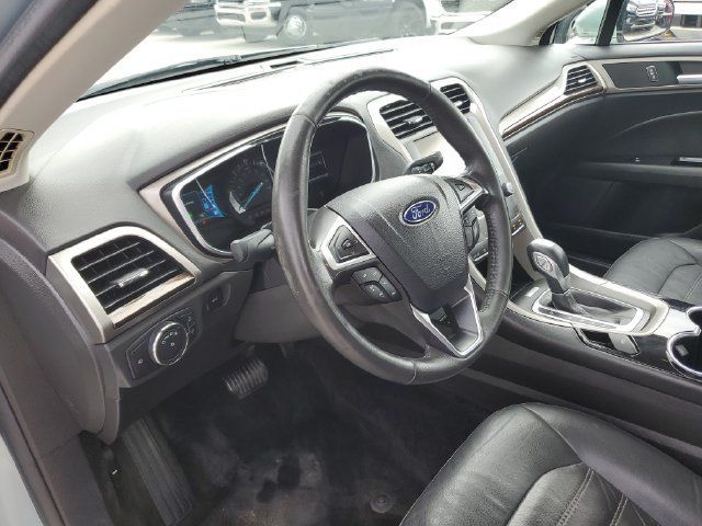Used 2014 Ford Fusion SE w/ Equipment Group 502A FWD image 27