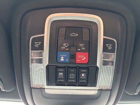 Used 2019 RAM 2500 Laramie image 73