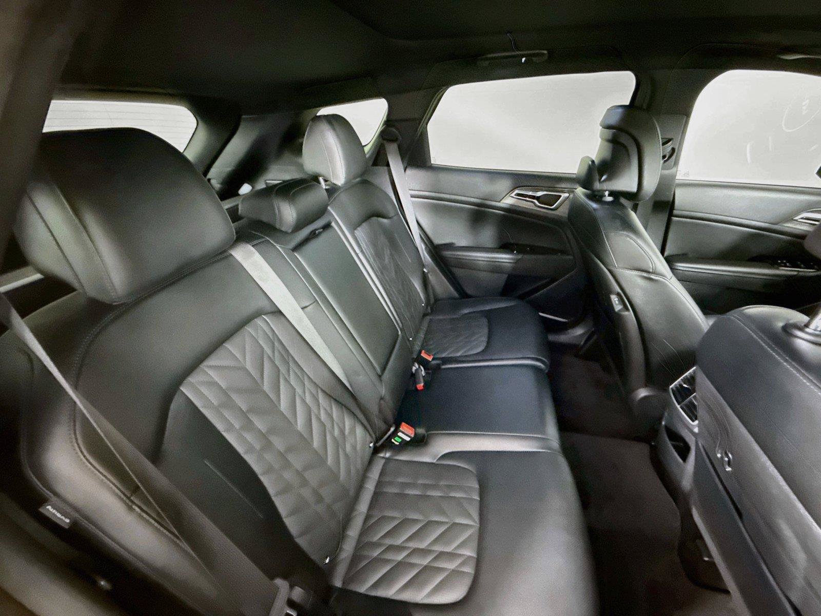 Used 2024 Kia Sportage X-Line w/ X-Line Premium Package AWD/4WD image 28