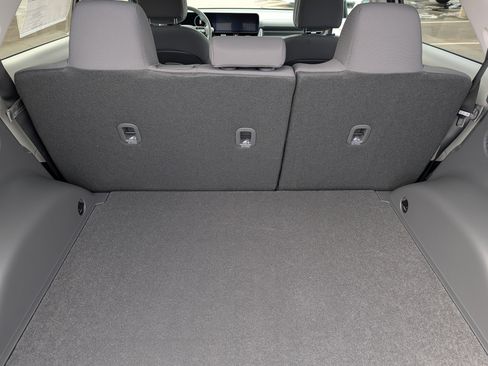 New 2026 Hyundai Ioniq 5 SE image 5