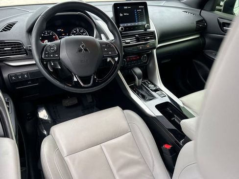 Used 2024 Mitsubishi Eclipse Cross SEL image 9