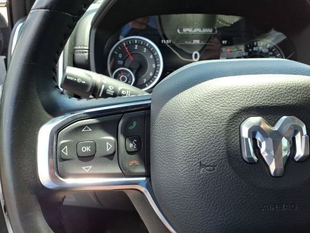 Used 2024 RAM 1500 Laramie AWD/4WD image 9
