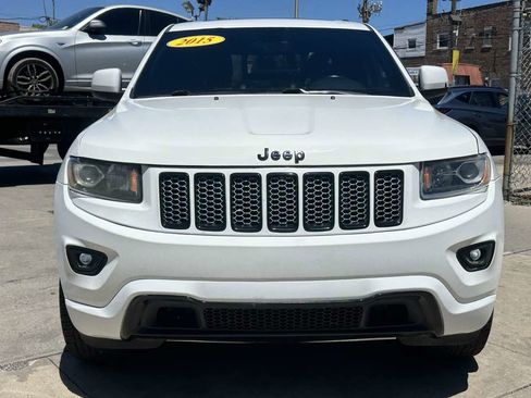 Used 2015 Jeep Grand Cherokee Altitude AWD/4WD image 2