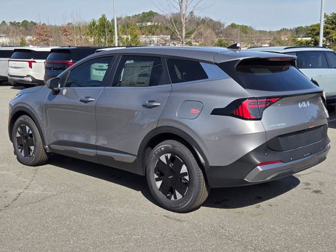 New 2026 Kia Sportage LX image 5