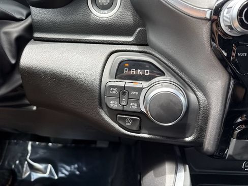 Used 2025 RAM 1500 Big Horn AWD/4WD image 53