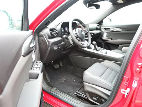 New 2024 Dodge Hornet GT Plus image 38