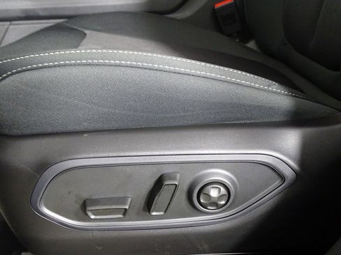 New 2025 Jeep Grand Cherokee L Laredo image 22