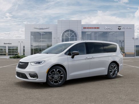 New 2026 Chrysler Pacifica Select FWD image 28