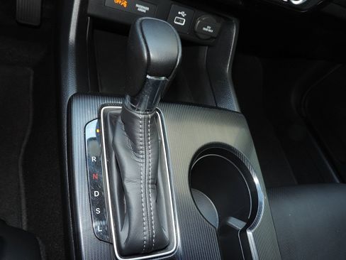 Used 2024 Honda Civic EX-L image 22