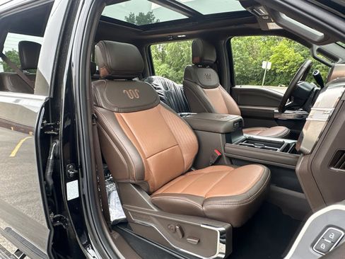 New 2025 Ford F250 King Ranch w/ Chrome Package image 29