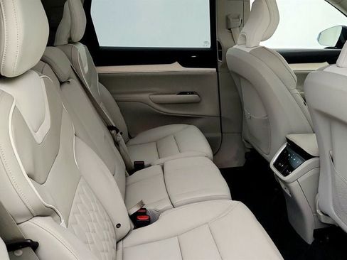 Used 2025 Volvo EX90 Ultra AWD/4WD image 19