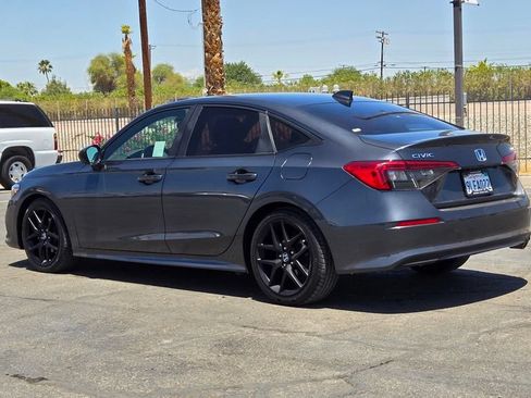 Used 2024 Honda Civic Sport image 6