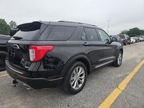 Used 2020 Ford Explorer Limited AWD/4WD image 2