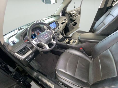 Used 2018 GMC Terrain Denali w/ Driver Alert Package II FWD image 12