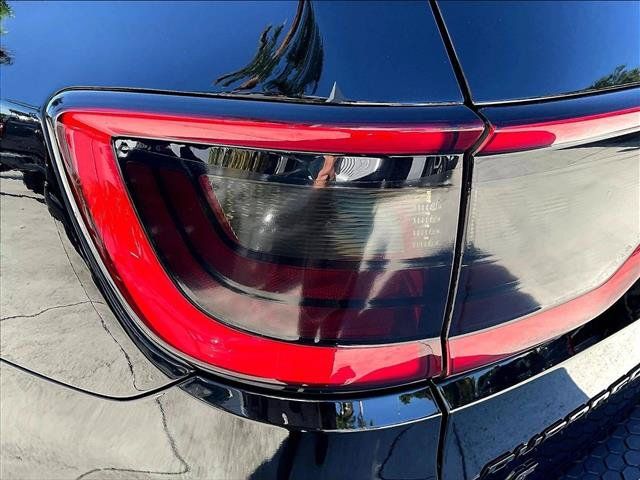 Used 2023 Dodge Durango R/T w/ Blacktop Package AWD/4WD image 29