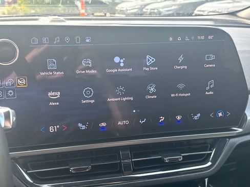 Used 2024 Chevrolet Equinox EV RS image 21