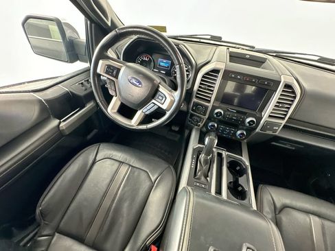 Used 2019 Ford F150 Platinum w/ Equipment Group 701A Luxury AWD/4WD image 9