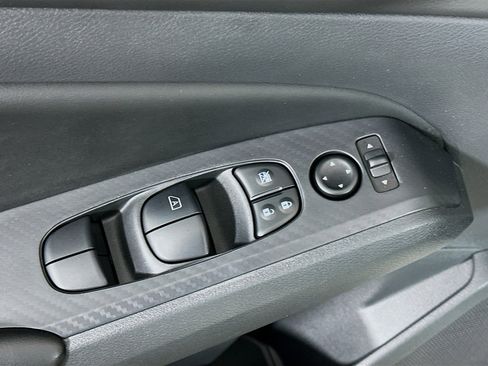 Used 2025 Nissan Altima 2.5 S image 15