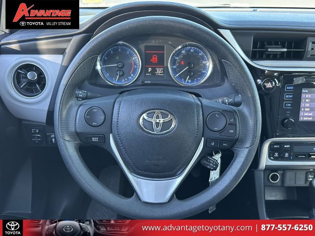 Used 2018 Toyota Corolla LE FWD image 17