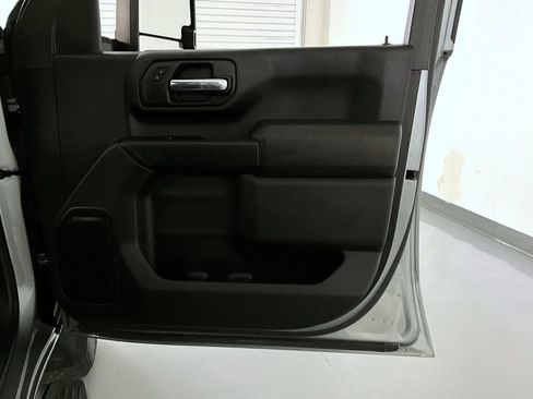 Certified 2024 Chevrolet Silverado 2500 Custom w/ Custom Value Package image 16