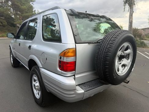 Used 2001 Honda Passport EX image 3