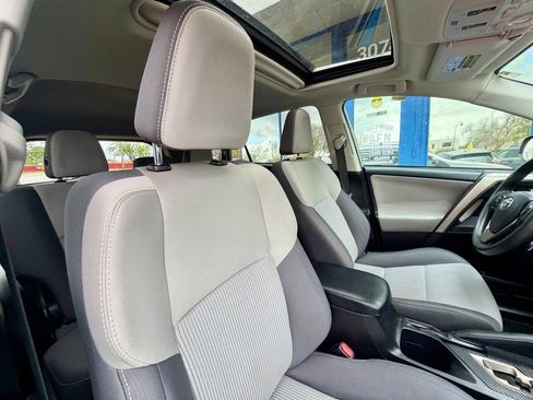 Used 2014 Toyota RAV4 XLE AWD/4WD image 47