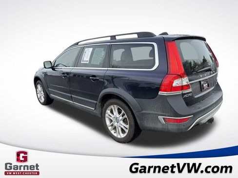 Used 2016 Volvo XC70 T5 Premier w/ Protection Package image 3