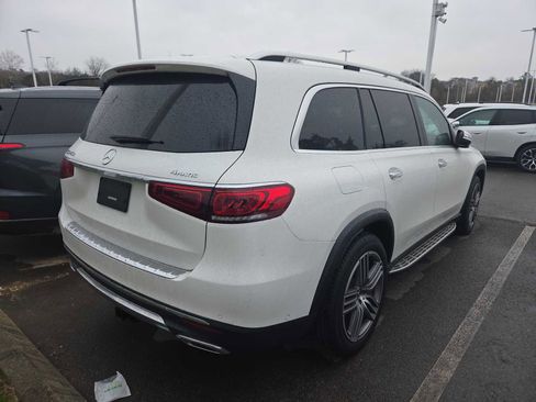 Used 2022 Mercedes-Benz GLS 450 4MATIC image 2