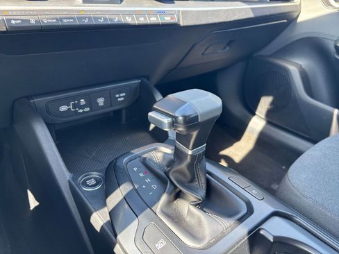 Used 2025 Kia K4 FWD image 39