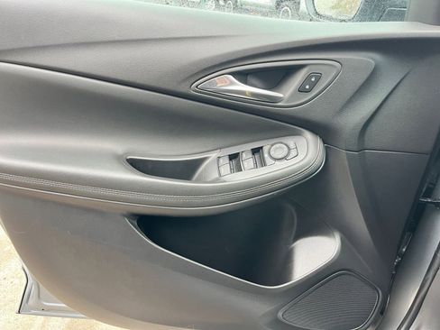 Used 2025 Buick Encore GX Preferred image 20