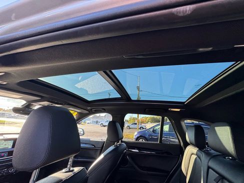 Used 2018 BMW X1 xDrive28i image 12