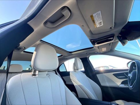 Used 2024 Mercedes-Benz E 450 4MATIC Sedan image 23