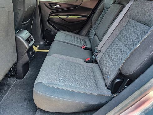 Used 2024 Chevrolet Equinox LT FWD image 30