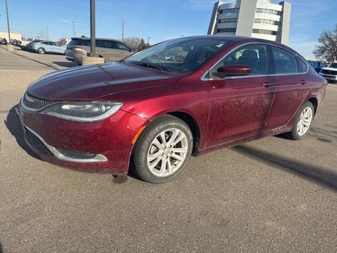 Used 2015 Chrysler 200 Limited w/ Convenience Group image 6