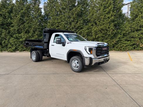 New 2026 GMC Sierra 3500 Pro w/ Convenience Package AWD/4WD image 1