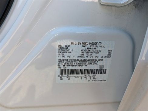 Used 2024 Ford Maverick Lariat image 36