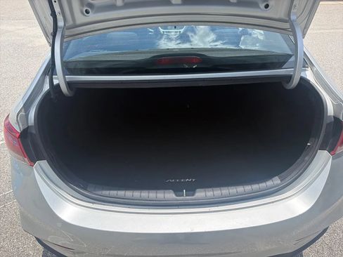 Used 2020 Hyundai Accent SEL FWD image 16