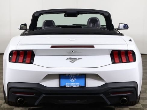 Used 2024 Ford Mustang Premium image 13