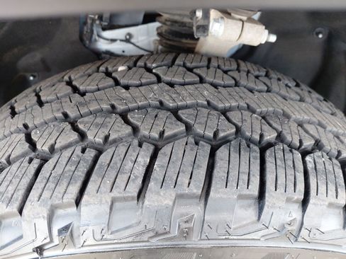 Used 2022 Jeep Grand Cherokee Trailhawk image 11