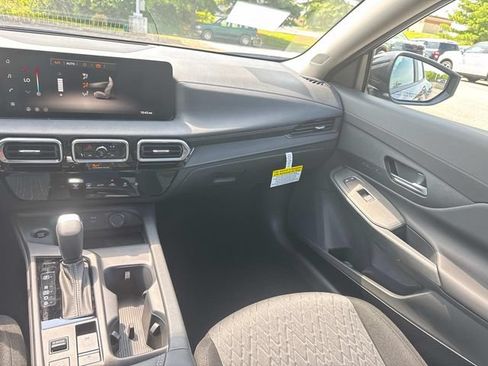 New 2026 Nissan Sentra SV w/ SV Convenience Package FWD image 17