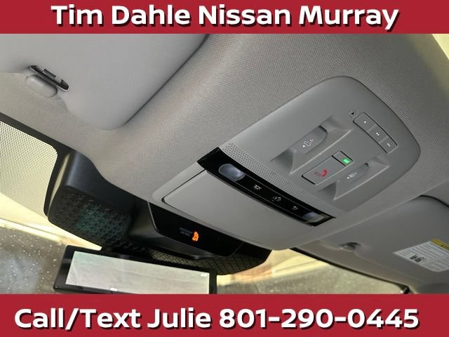 Used 2023 Nissan Ariya AWD image 32