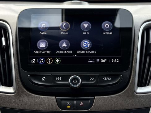 Used 2024 Chevrolet Malibu LS image 3