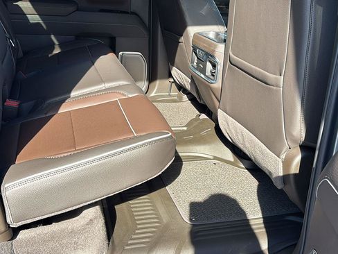 New 2026 GMC Sierra 3500 Denali w/ Denali Reserve Package image 19